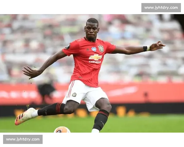 博格巴降薪加盟摩纳哥!32 岁光膀子秀肌肉 + 花式颠球,禁赛后重寻职业生涯第二春