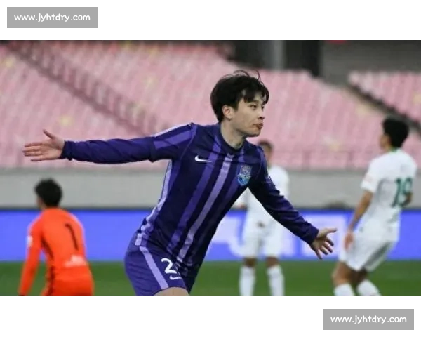 巴顿时隔四年重返国足!边路多面手或成佩家军战术奇兵